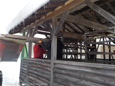 寒ざらしそば　寒風さらし作業-5（R8.1.27）